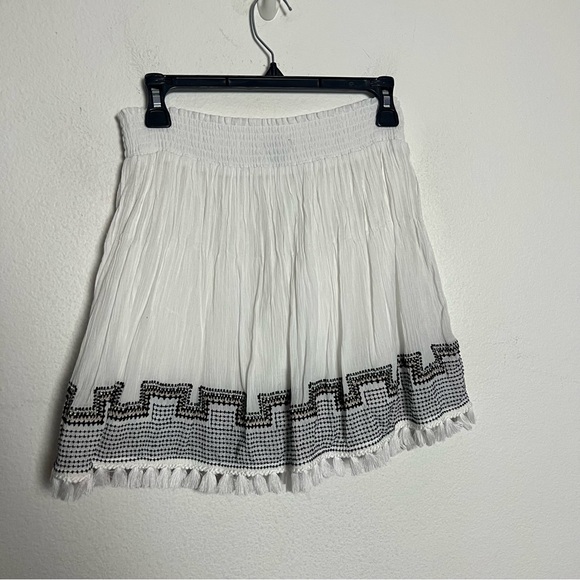 J. Crew White Tassel Trim Embroidered Smocked A-Line Cotton Mini Skirt Size S - Picture 6 of 6